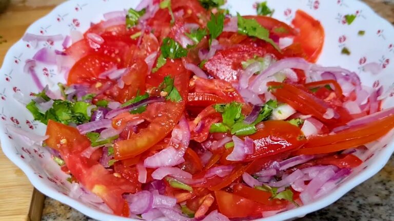 How to Make Kenyan Kachumbari (Fresh Tomato and Onion Salad)